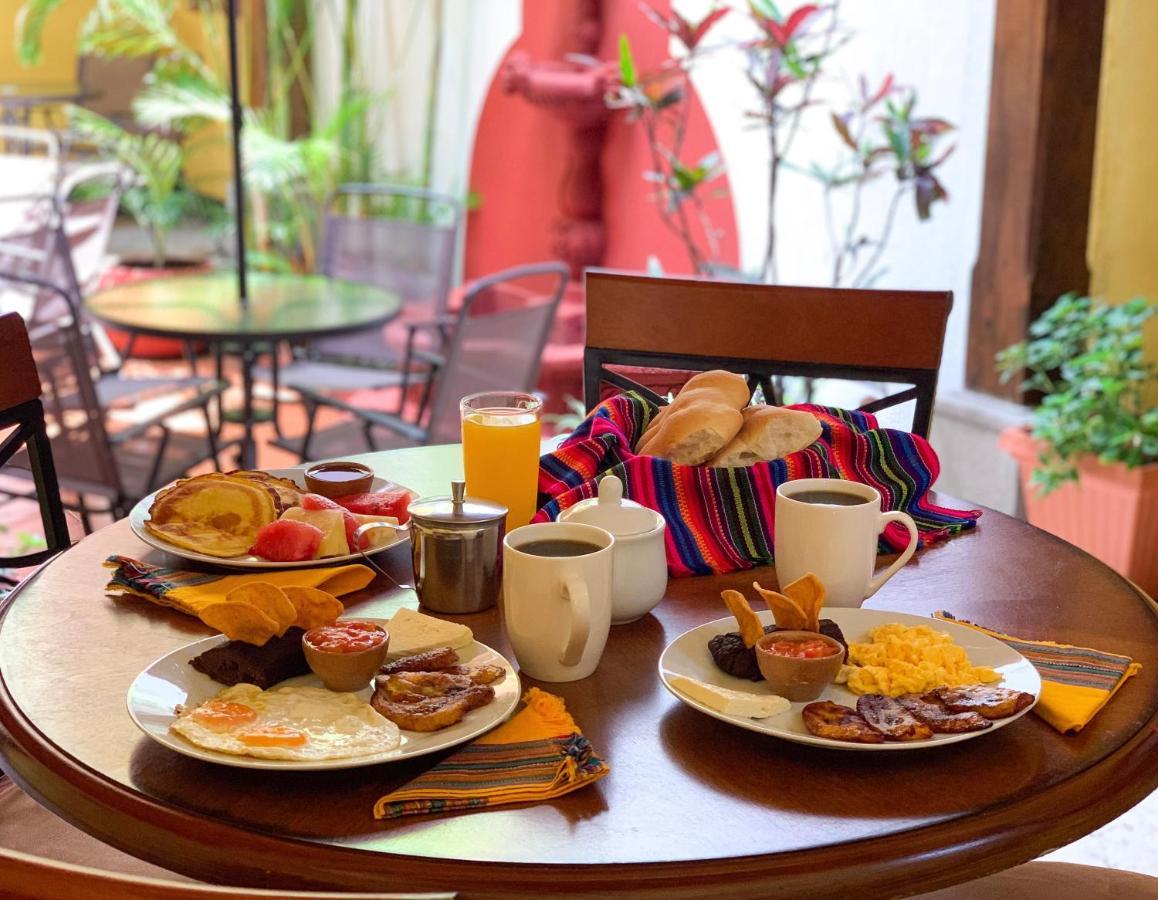 Hotel Posada San Miguel Antigua Zewnętrze zdjęcie